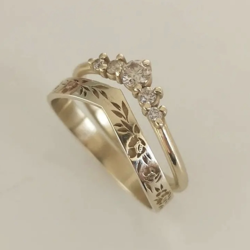 Gold Tone Floral Engraved Band & CZ Diamond Ring Set Vintage Style Wedding T1B1E